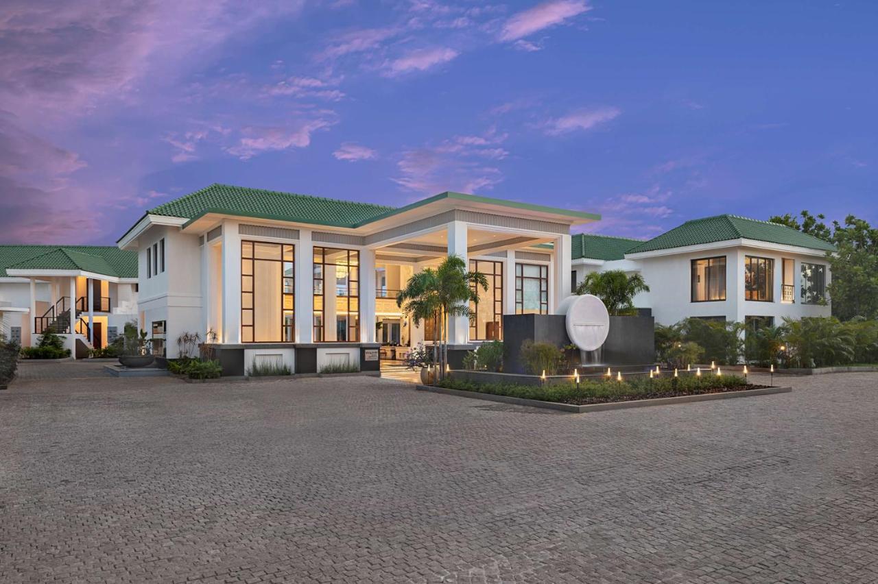Radisson Resort Pondicherry Bay Exterior photo