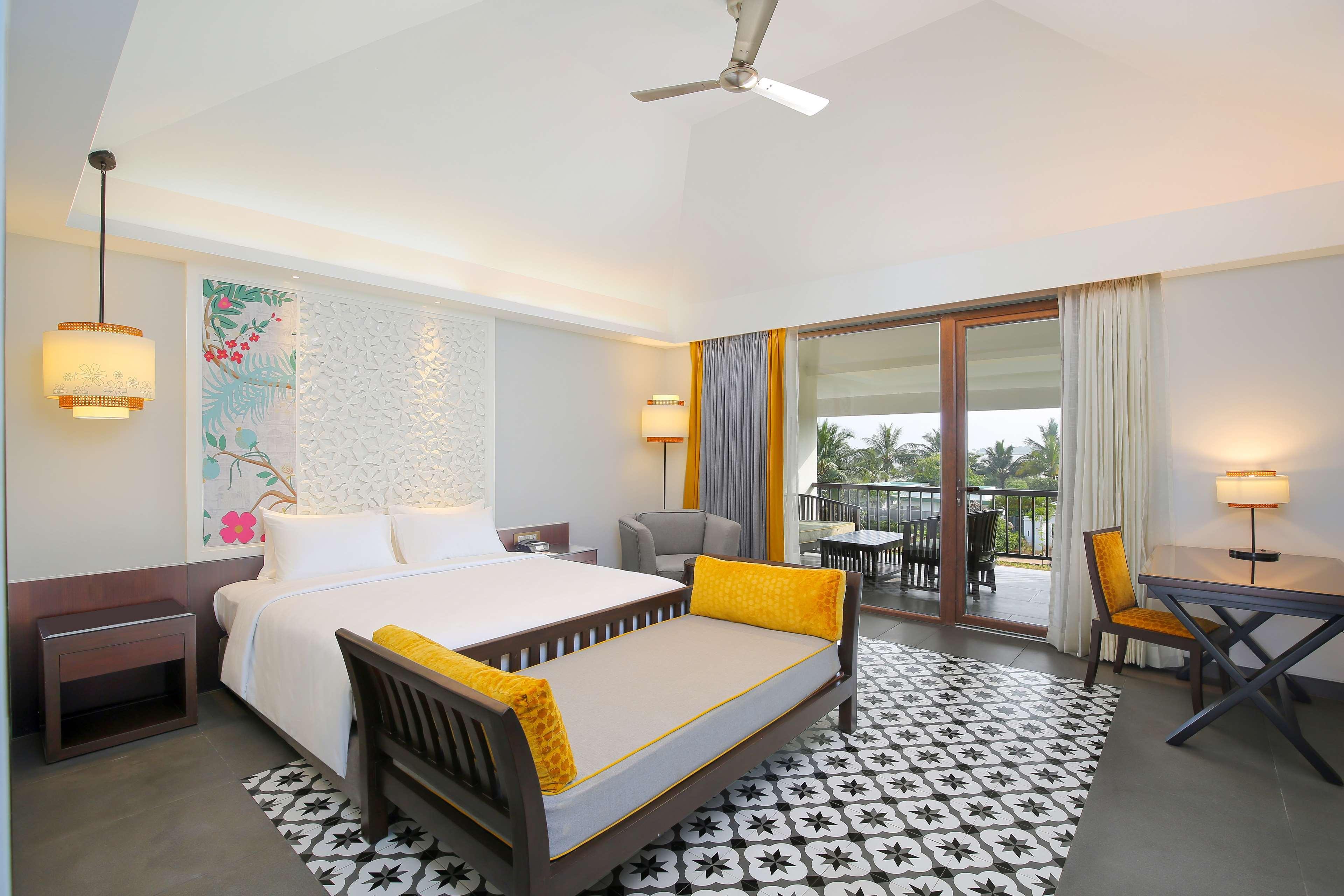Radisson Resort Pondicherry Bay Exterior photo