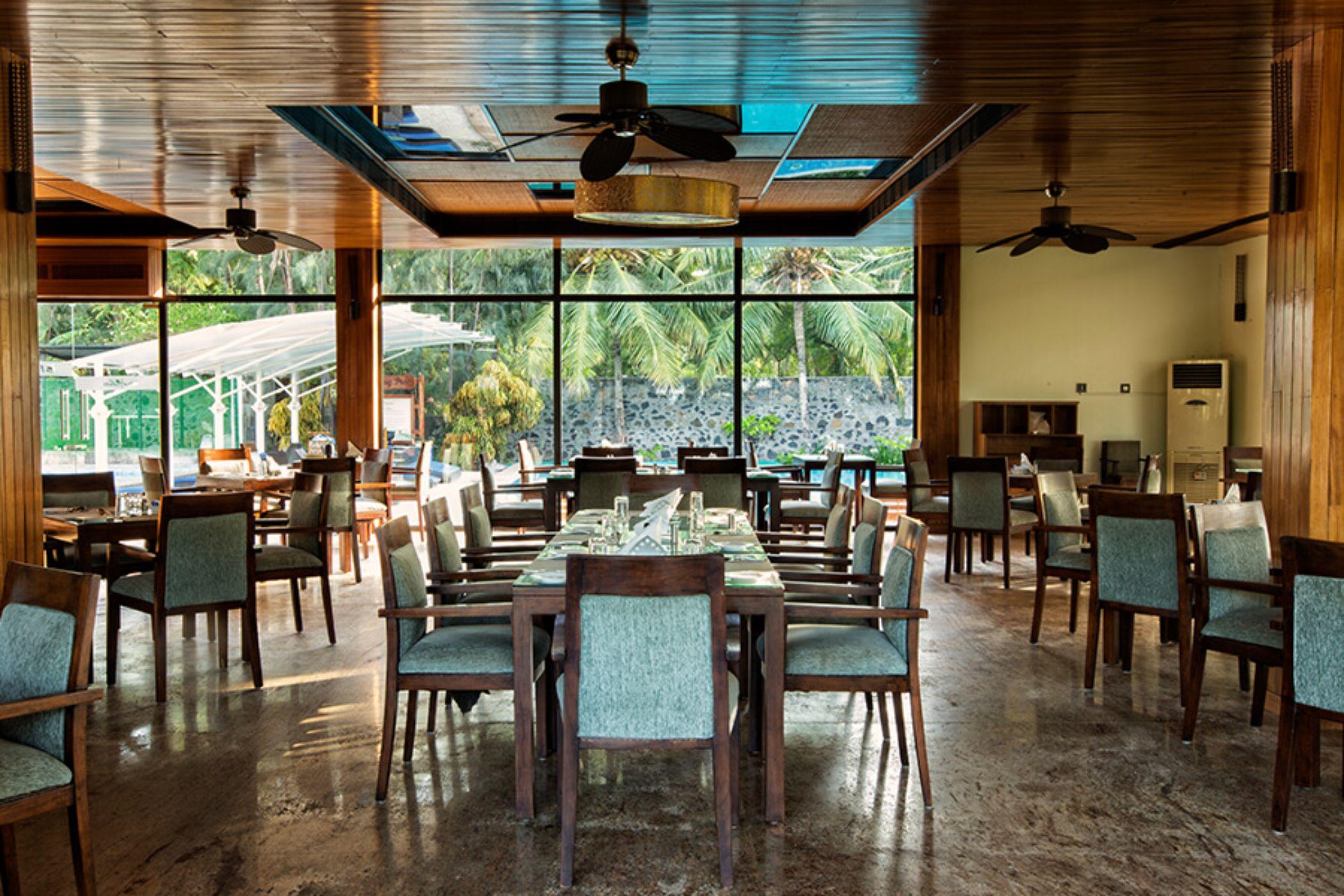 Radisson Resort Pondicherry Bay Exterior photo